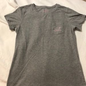 Vineyard vines t-shirt